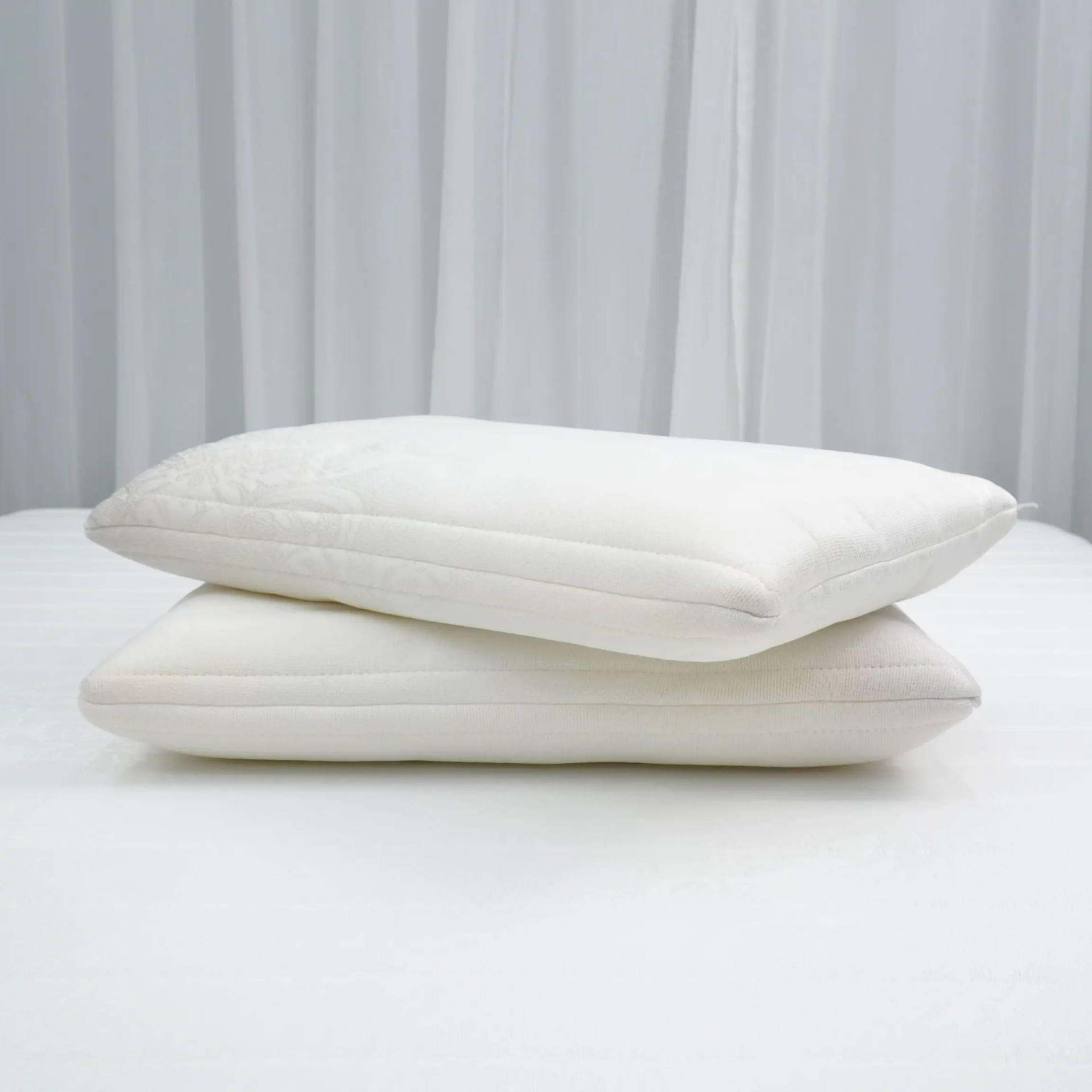 02 gối nằm cao su foam